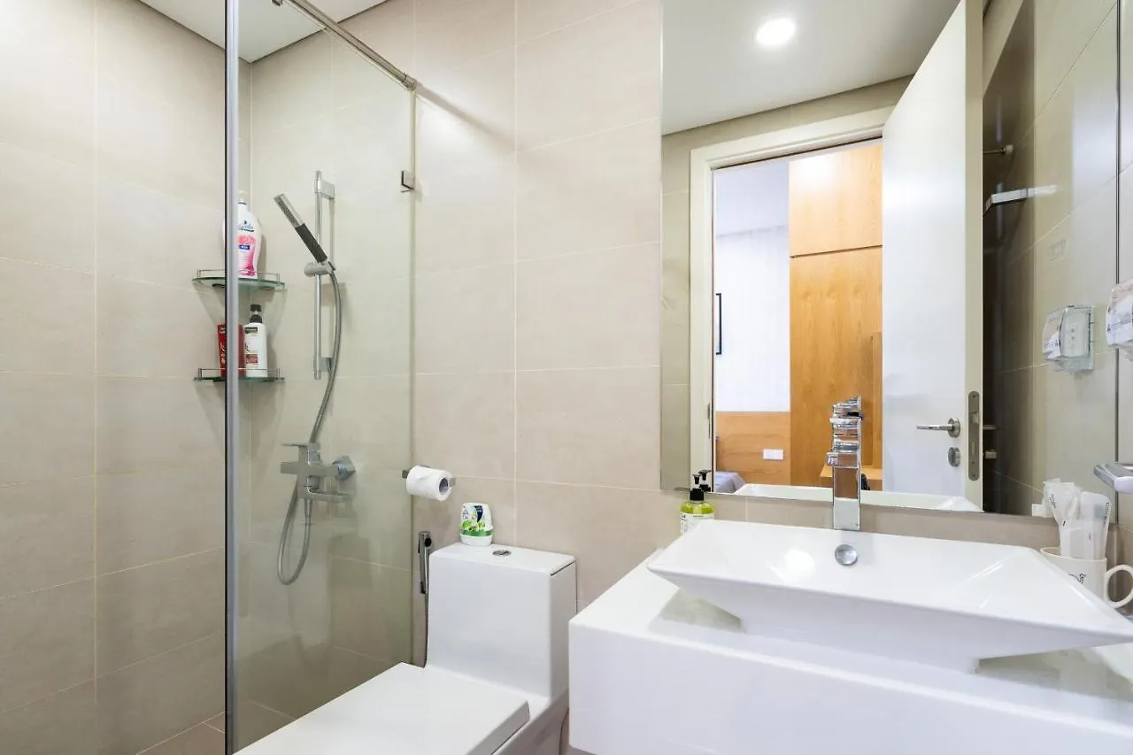 Rivergate - Central Apartment - Free Pool Gym Ho Chi Minh City