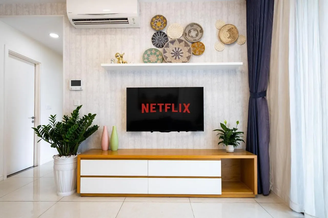 Rivergate - Central Apartment - Free Pool Gym Ho Chi Minh City