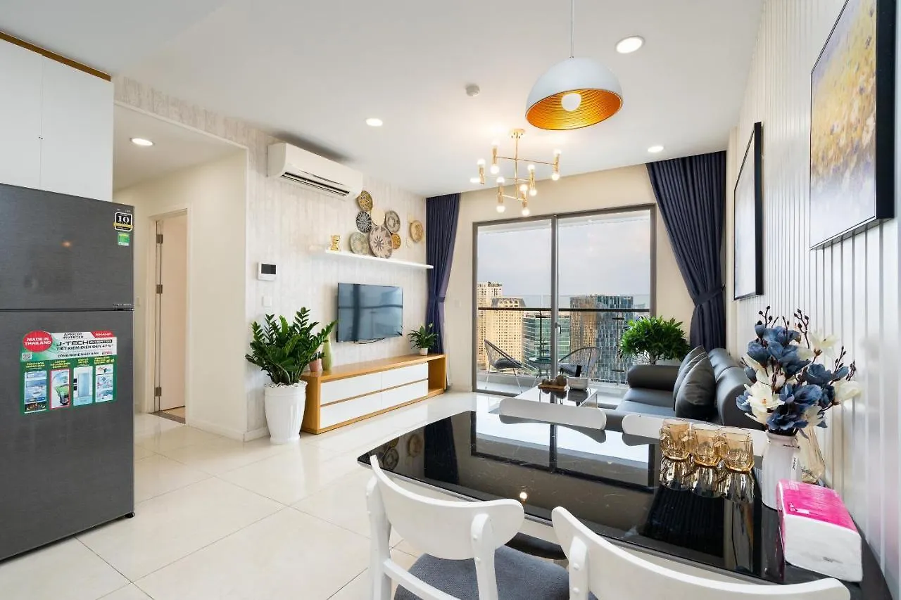 Rivergate - Central Apartment - Free Pool Gym Ho Chi Minh City